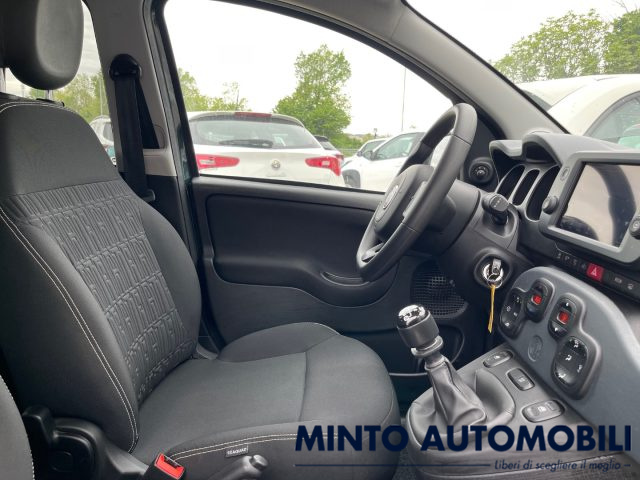 Fiat Panda Cross 1.0 70CV HYBRID NAVIGATORE SENSORI PARCHEGGIO usato a VENEZIA