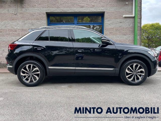 Volkswagen T-Roc 1.0 TSI 110CV KM-0 CERCHI BLACK 17"PRONTA CONSEGNA - foto 2 di 4