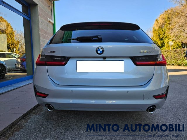 BMW 320 D TOURING XDRIVE 190CV TETTO PANORAMICO CERCHI 18" - foto 4 di 4
