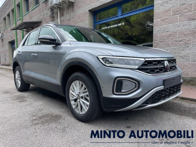 Volkswagen T-Roc 1.5 TSI 150CV DSG LIFE KM-0 PRONTA CONSEGNA km 0 a VENEZIA