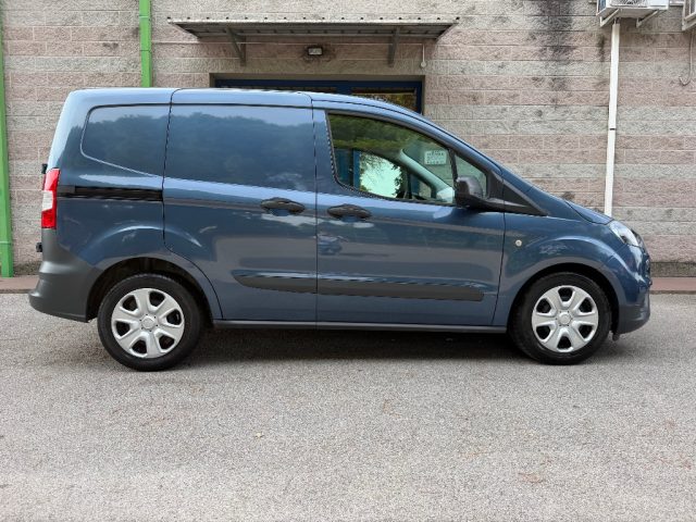 Ford Transit Courier 1.0 100CV VAN UNIPROPRIETARIO CLIMATIZZATORE - foto 2 di 4