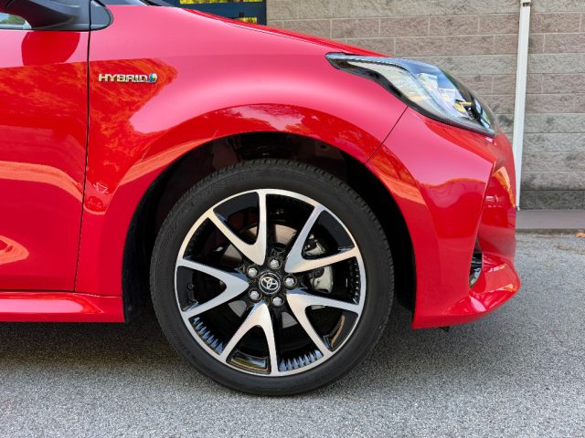 Toyota Yaris 1.5 HYBRID STYLE AUT. KM-8.800 UNIPROPRIETARIO - foto 3 di 4