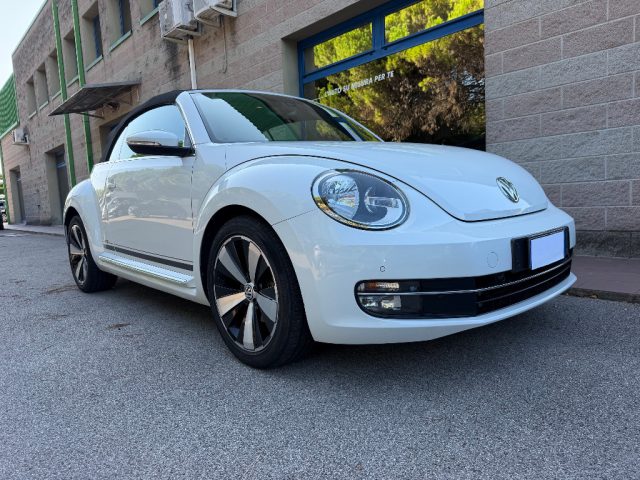 Volkswagen Maggiolino CABIO 2.0 TDI 110CV usato a VENEZIA