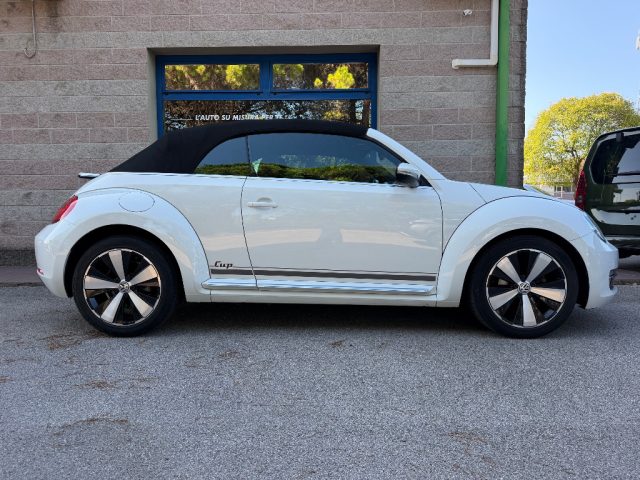 Volkswagen Maggiolino CABIO 2.0 TDI 110CV - foto 2 di 4
