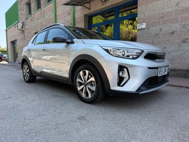 Kia Stonic 1.2 DPI 84CV UNIPROPRIETARIO RETROCAMERA, del 2022, 51.800 km, in vendita a Venezia (VE)