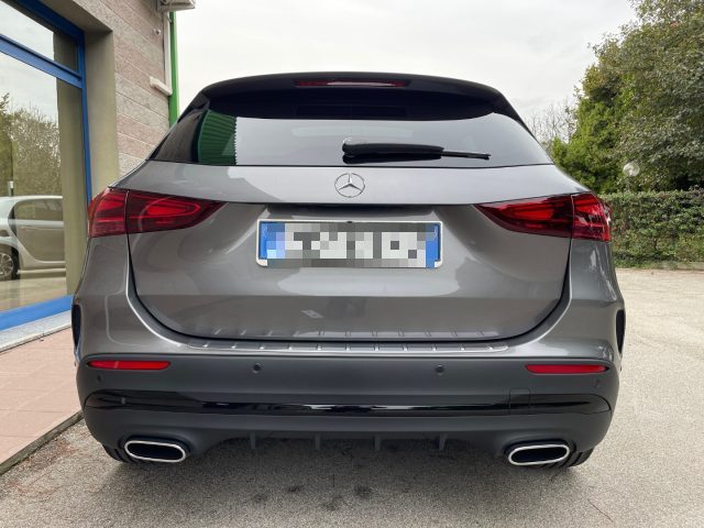 Mercedes-Benz GLA 180 D PREMIUM PLUS UNIPROPRIETARIO 64 COLORI LED - foto 4 di 4