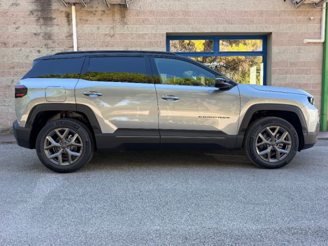 Jeep Compass TURBO 48V E-HYBRID SUMMIT FWD 145CV EDCT - foto 2 di 4
