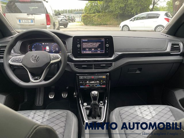 Volkswagen T-Cross 1.0 TSI 115CV R-LINE NUOVA DA IMM. PRONTA CONSEGNA, in vendita a Venezia (VE)