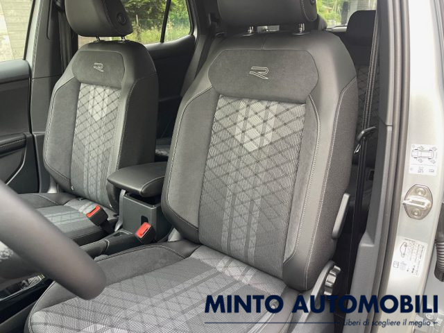 Volkswagen T-Cross 1.0 TSI 115CV R-LINE NUOVA DA IMM. PRONTA CONSEGNA, in vendita a Venezia (VE)