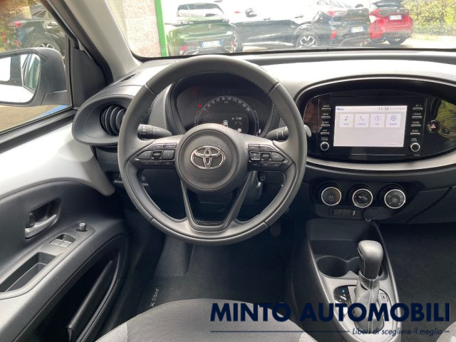 Toyota Aygo X X 1.0 72CV S-CVT UNIPROPRIETARIO RETROCAMERA, del 2023, 4.300 km, in vendita a Venezia (VE)