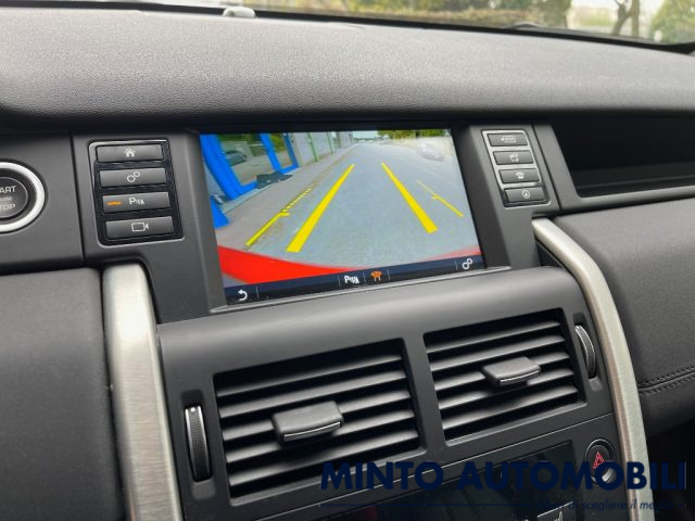 Land Rover Discovery Sport 2.0 TD4 AWD 180CV AUTO NAVIGATORE RETROCAMERA, del 2016, 125.000 km, in vendita a Venezia (VE)