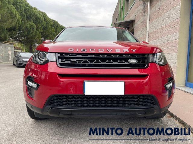 Land Rover Discovery Sport 2.0 TD4 AWD 180CV AUTO NAVIGATORE RETROCAMERA - foto 2 di 4