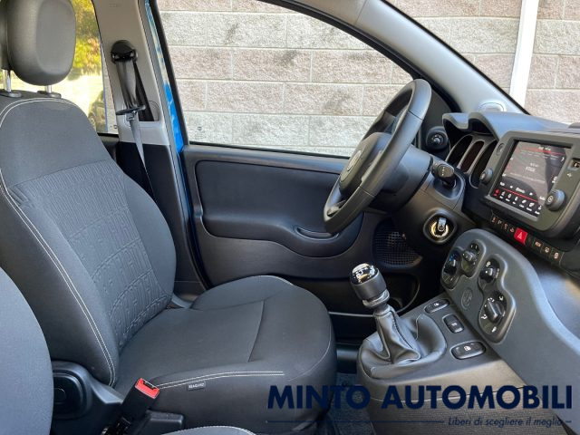 Fiat Panda Cross 1.0 70CV HYBRID NAVIGATORE SENSORI PARCHEGGIO usato a VENEZIA