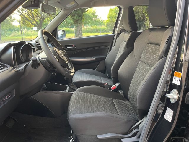Suzuki Swift 1.2 83CV CVT AUTOMATICA HYBRID TOP KM-0 NAVIGATORE, del 2024, in vendita a Venezia (VE)