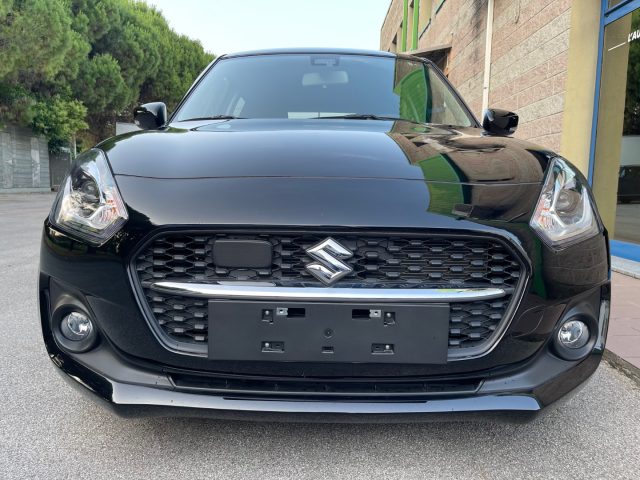 Suzuki Swift 1.2 83CV CVT AUTOMATICA HYBRID TOP KM-0 NAVIGATORE - foto 2 di 4