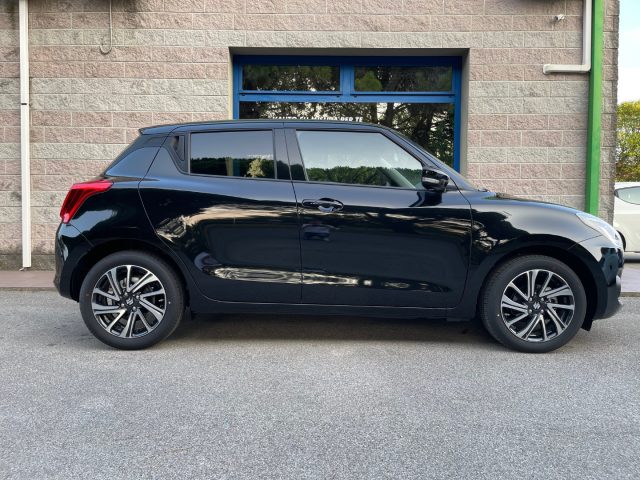 Suzuki Swift 1.2 83CV CVT AUTOMATICA HYBRID TOP KM-0 NAVIGATORE - foto 4 di 4