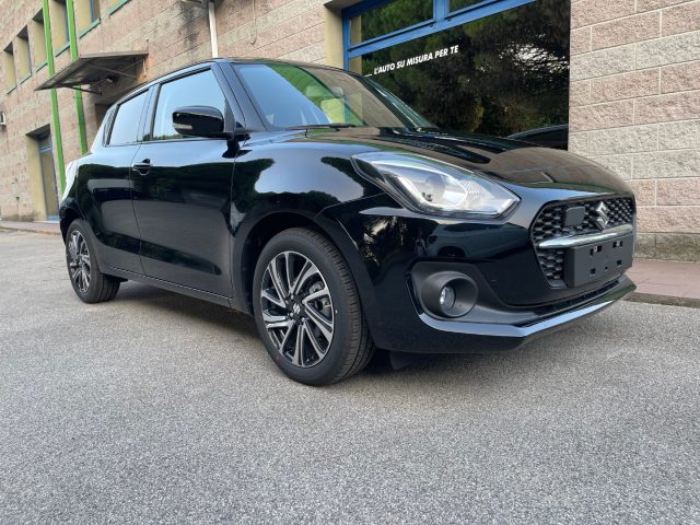 Suzuki Swift 1.2 83CV CVT AUTOMATICA HYBRID TOP KM-0 NAVIGATORE km 0 a VENEZIA