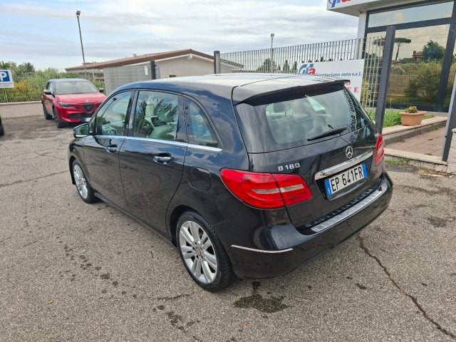 Mercedes-Benz B 180 CDI BlueEFFICIENCY Executive - foto 4 di 12