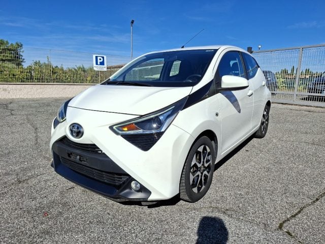 Toyota Aygo 1.0 72CV 5P x-play MMT PREZZO REALE AUTOMATICA - foto 2 di 4
