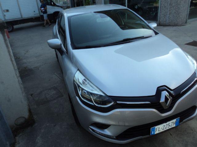 Renault Clio TCe 12V 90 CV GPL Start&Stop 5 porte Energy Life - foto 2 di 4