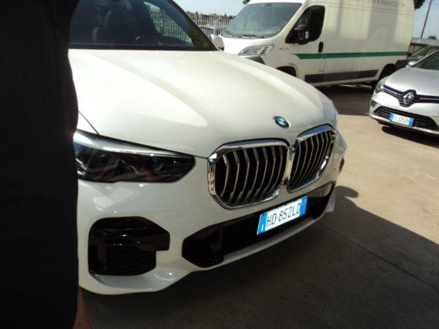 BMW X5 xDrive30d 48V Msport - foto 3 di 4
