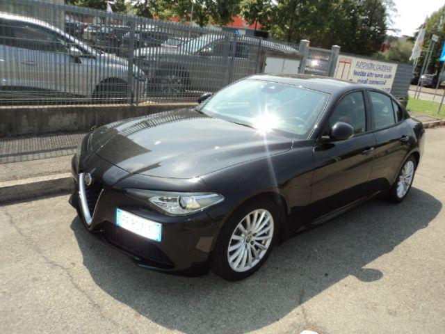 Alfa Romeo Giulia 2.2 Turbodiesel 180 CV AT8 Super - foto 2 di 4