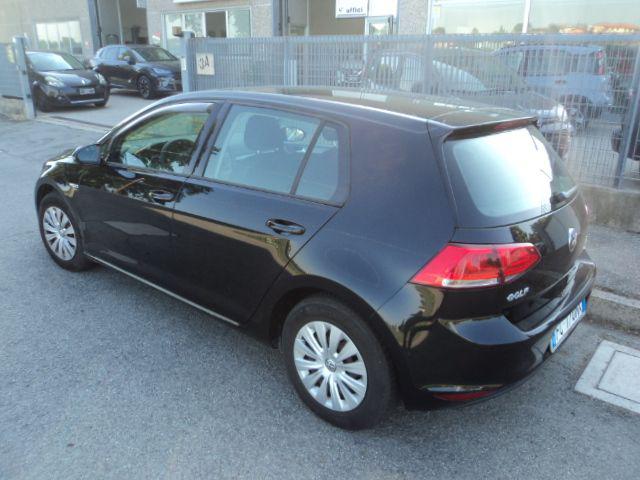 Volkswagen Golf 1.4 TGI 5p. Trendline BlueMotion - foto 3 di 4