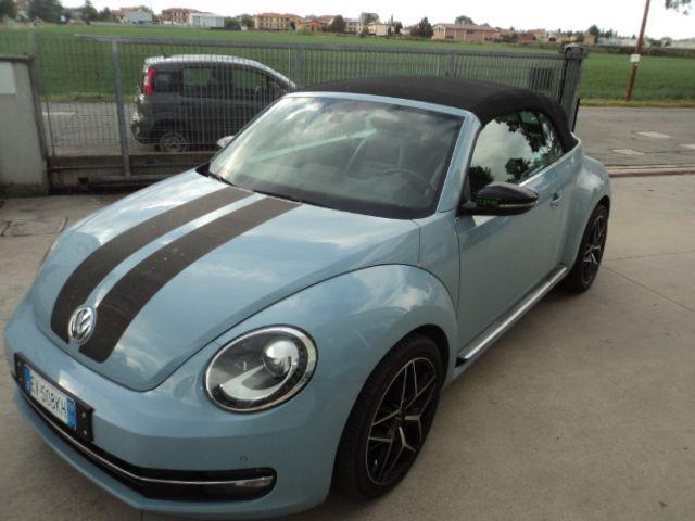 Volkswagen Maggiolino Cabrio 2.0 TDI DSG Sport - foto 2 di 4