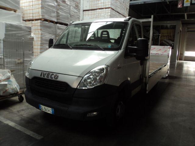 Iveco Daily 35C15L BTor 3.0 HPT PM-RG Cabinato - foto 2 di 4