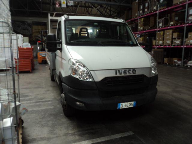 Iveco Daily 35C15L BTor 3.0 HPT PM-RG Cabinato - foto 3 di 4