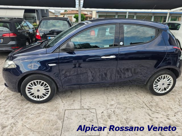 Lancia Ypsilon 1.2 69 CV 5 porte GPL Ecochic Gold - foto 2 di 4