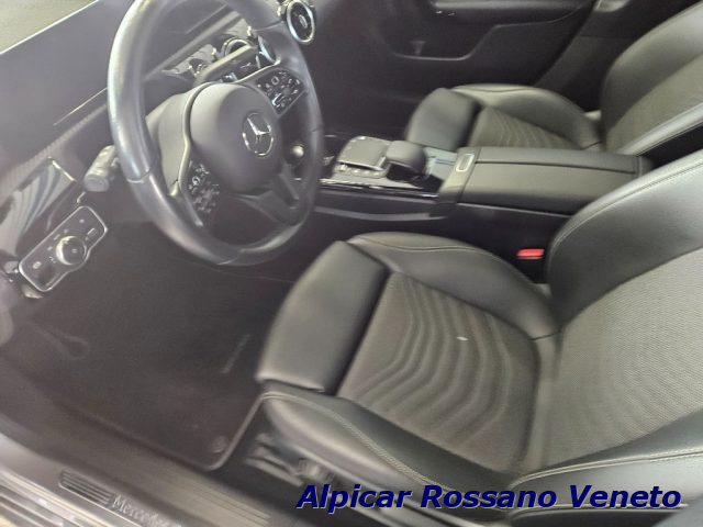 Mercedes-Benz A 180 d Automatic EDITION Premium - foto 3 di 4