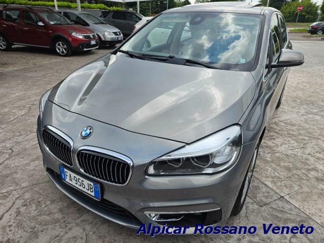 BMW 220 d xDrive Active Tourer Luxury aut. - foto 4 di 19