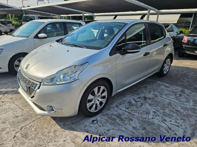 Peugeot 208 1.4 8V HDi 68CV 5p. Allure - foto 2 di 4