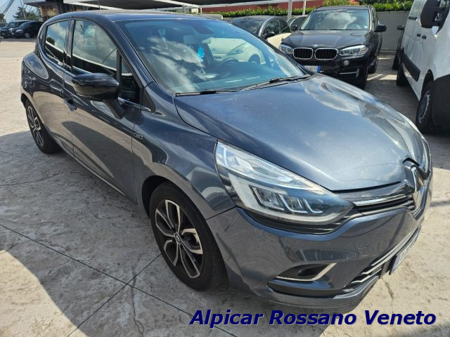 Renault Clio dCi 8V 75 CV 5 porte Moschino Zen - foto 3 di 15