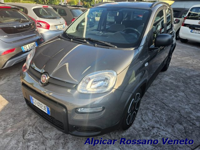 Fiat Panda 1.0 FireFly S&S Hybrid City Life - foto 2 di 4
