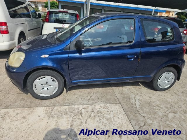 Toyota Yaris 1.0i 16V cat 3 porte - foto 2 di 4