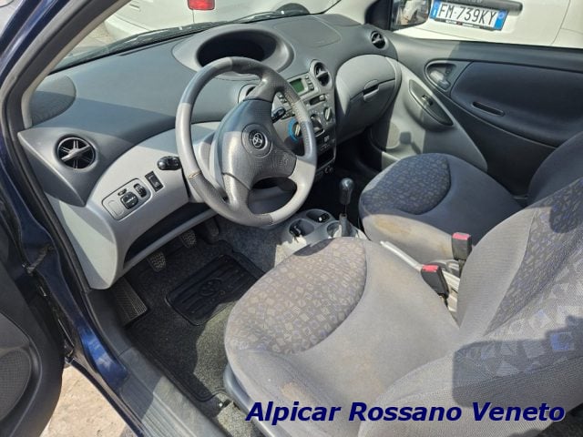 Toyota Yaris 1.0i 16V cat 3 porte Sol - foto 3 di 4