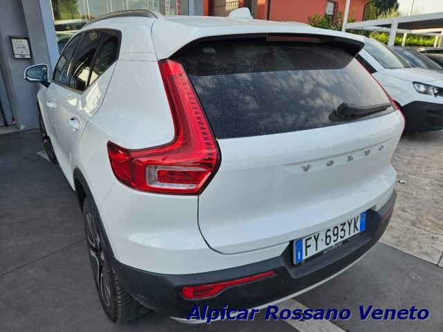 Volvo XC40 D3 AWD Geartronic Momentum - foto 4 di 4
