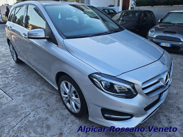 Mercedes-Benz B 180 Premium - foto 4 di 4