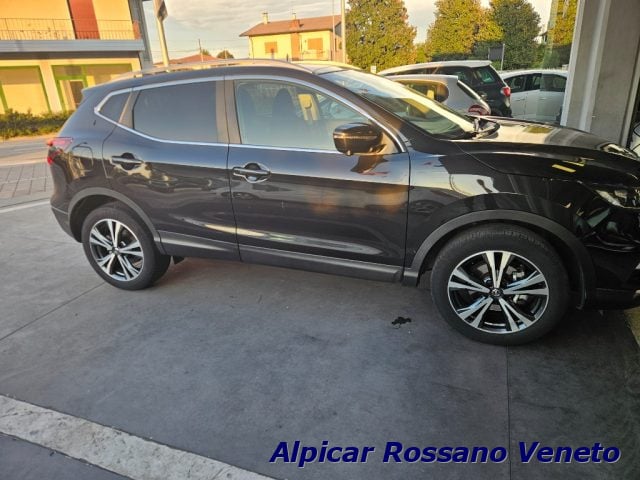Nissan Qashqai 1.2 DIG-T N-Connecta, del 2017, 95.000 km, in vendita a Rossano Veneto (VI)