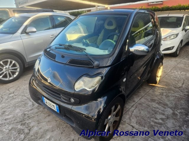 smart forTwo 700 coupé pure (45 kW) - foto 3 di 4