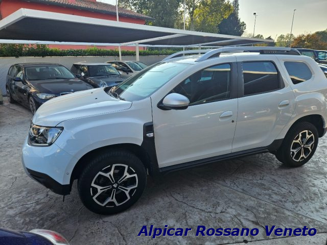 Dacia Duster 1.0 TCe 100 CV ECO-G 4x2 Essential - foto 3 di 4