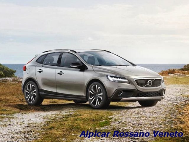 Volvo V40 Cross Country D2 Geartronic Summum, del 2016, 148.000 km, in vendita a Rossano Veneto (VI)