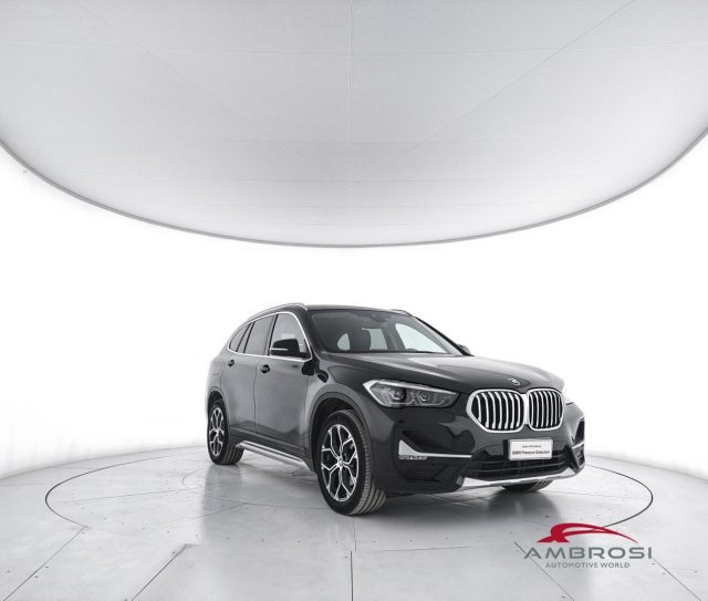 BMW X1 sdrive18d X-Line auto - foto 2 di 4