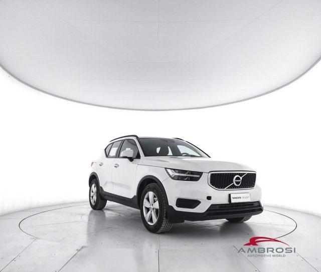 Volvo XC40 T2 Momentum Core - foto 4 di 4