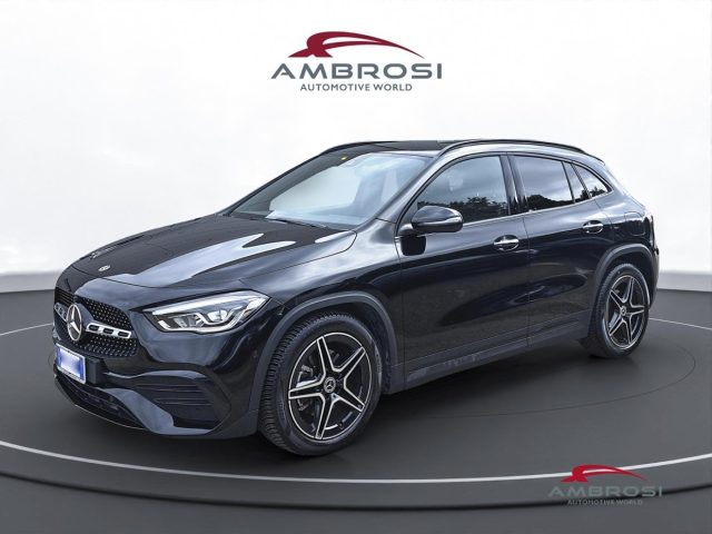 Mercedes-Benz GLA 200 200 d Automatic 4Matic Premium - foto 2 di 4