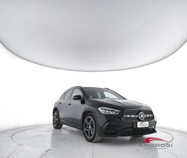 Mercedes-Benz GLA 200 200 d Automatic 4Matic Premium - foto 4 di 4