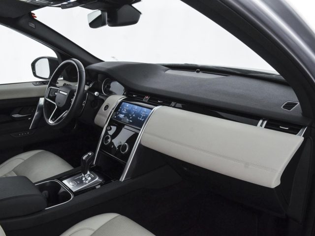 Land Rover Discovery Sport 2.0d td4 mhev SE awd 204cv auto - foto 4 di 4