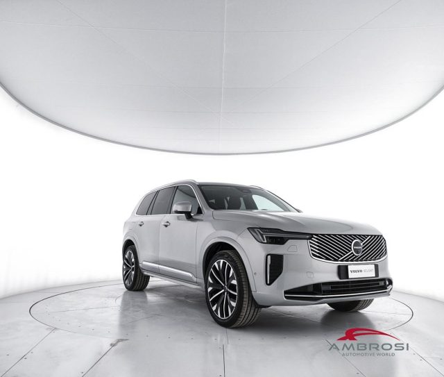 Volvo XC90 B5 AWD automatico Plus Bright 7 P.ti - foto 3 di 4